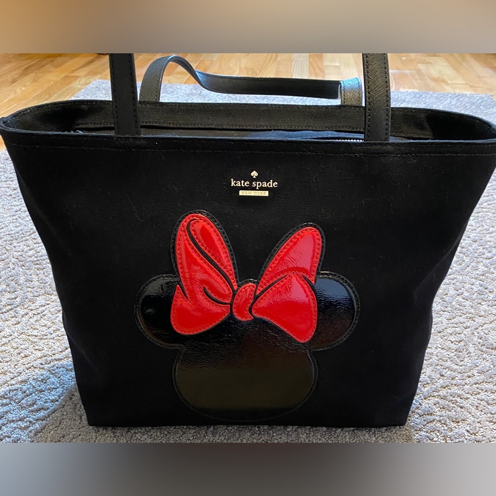 Disney kate spade tote with Minnie Icon design